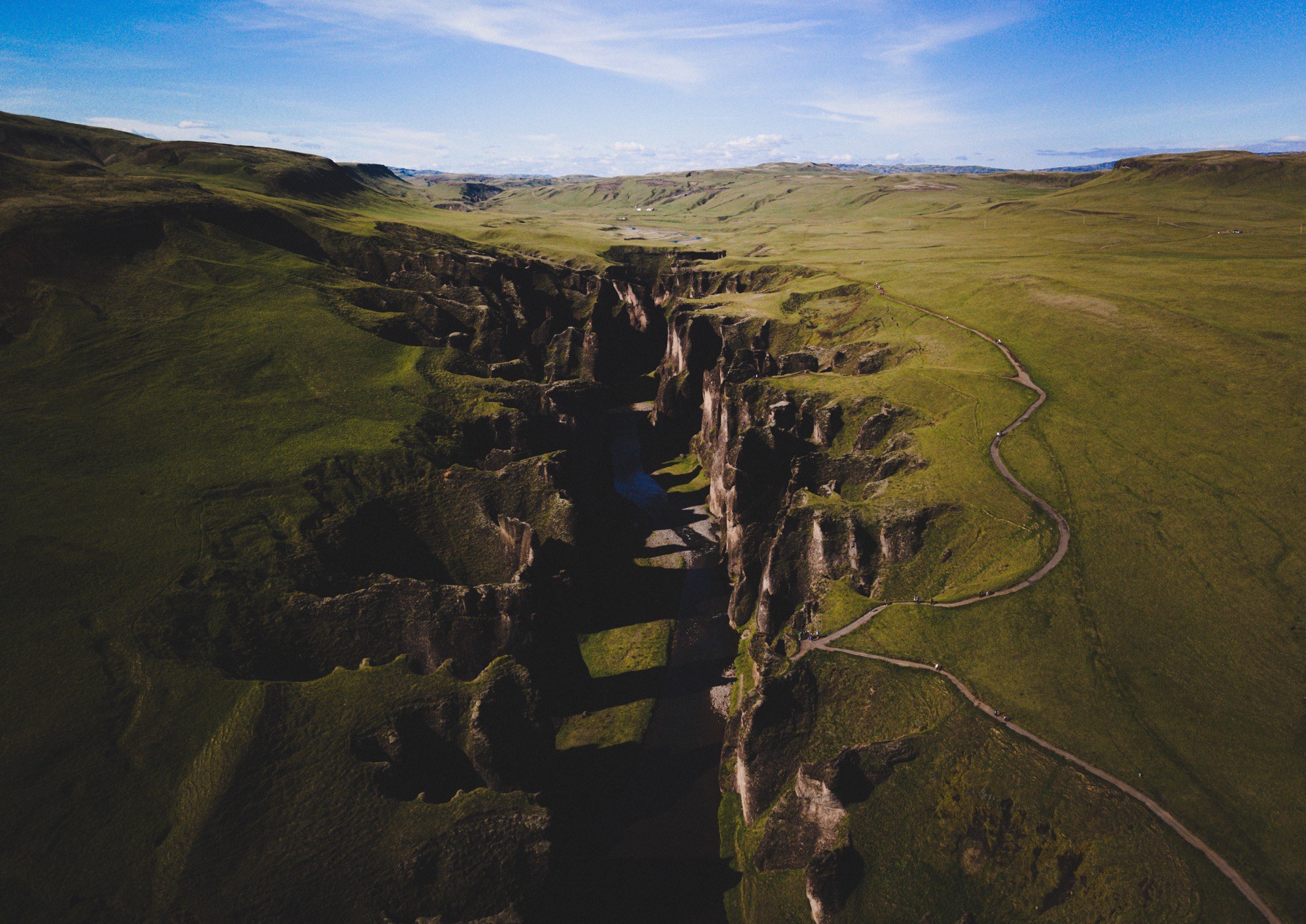 Fjaðrárgljúfur Canyon